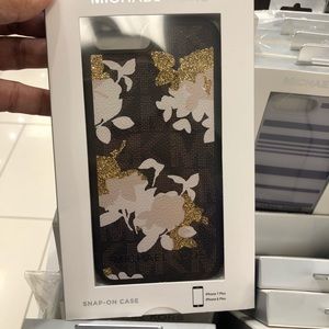 Michael Kors IPhone 7plus 8plus Case